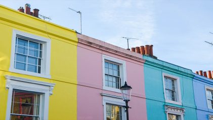 Pastel Coloured Terrace Houses | The True Colours of Notting Hill | United Kingdom | ANYDOKO