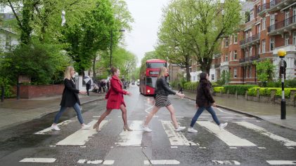 The Beatles Walking | Britpop | Contiki & Visit Britain | ANYDOKO